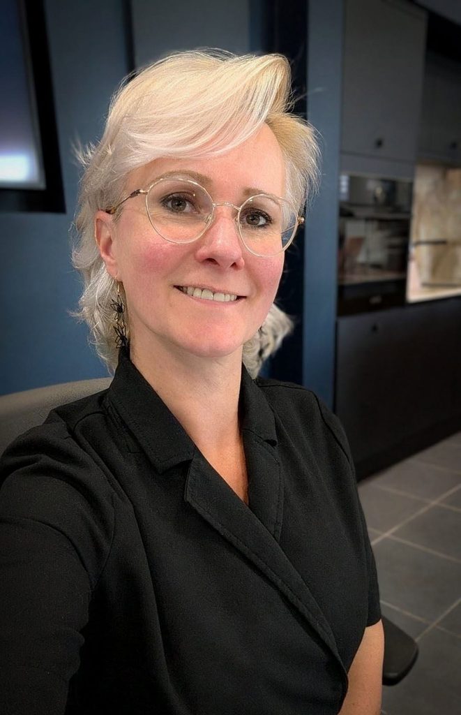 Portrait of Lucia K Smith, bespoke kitchen designer.